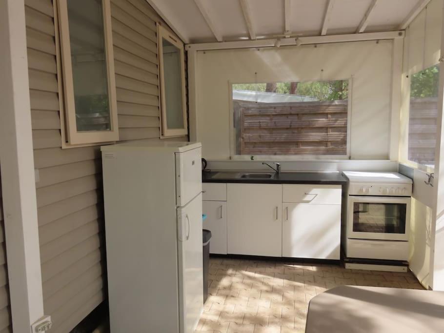 Mobile Home 6-Pers Camping Lei Suves-Cotes D'Azur-Including Airco Roquebrune-sur Argens Εξωτερικό φωτογραφία